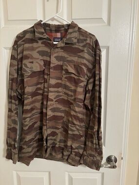 Patagonia Brown & Tan Camo Field Shirt Jacket